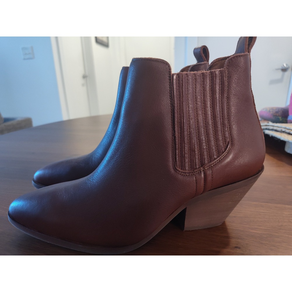 Patina Brown Leather Ankle Boots Pointed Toe Cuban Heel Western Booties Size 9.5